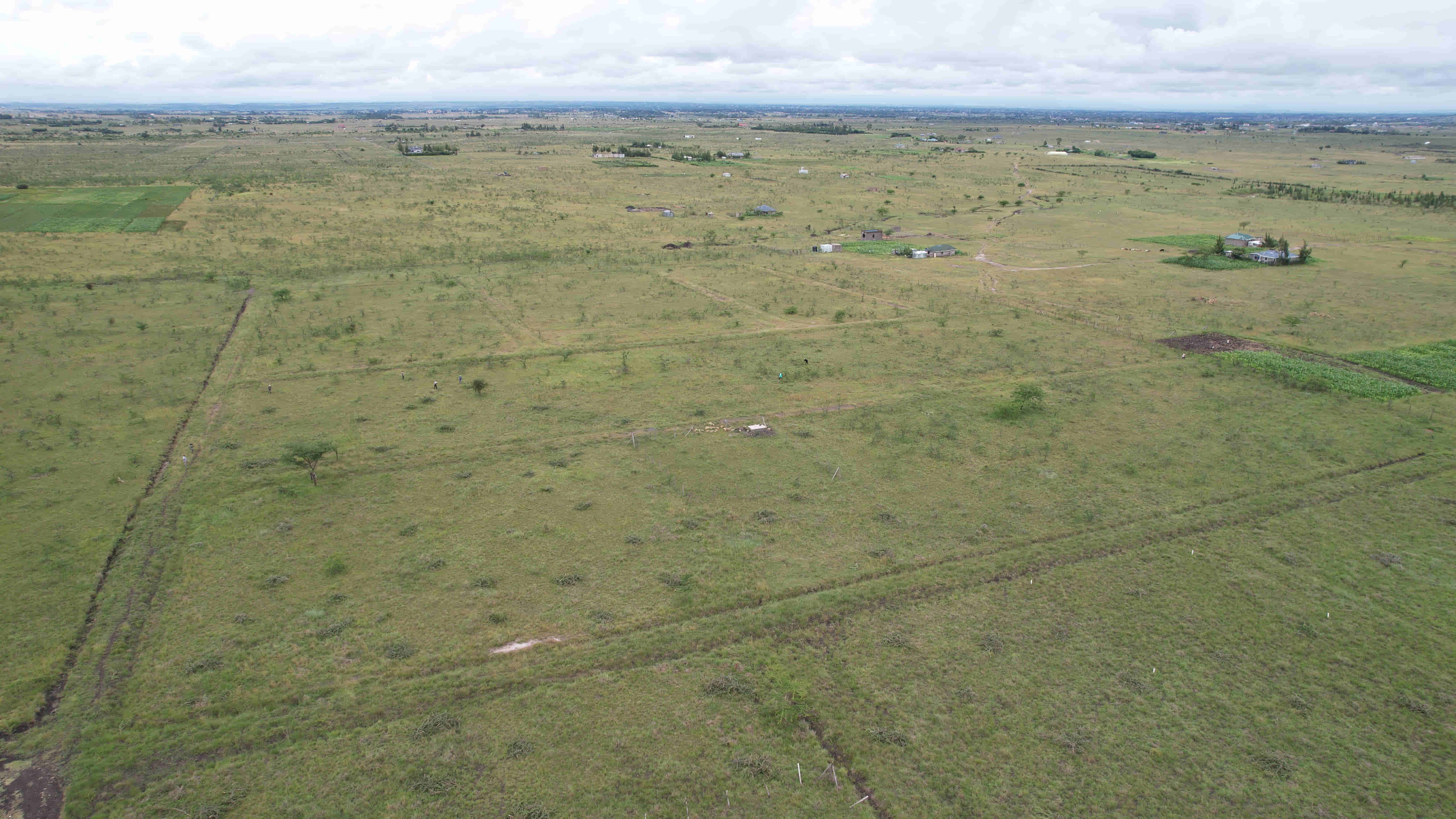 Block layout visible from 120 m up.